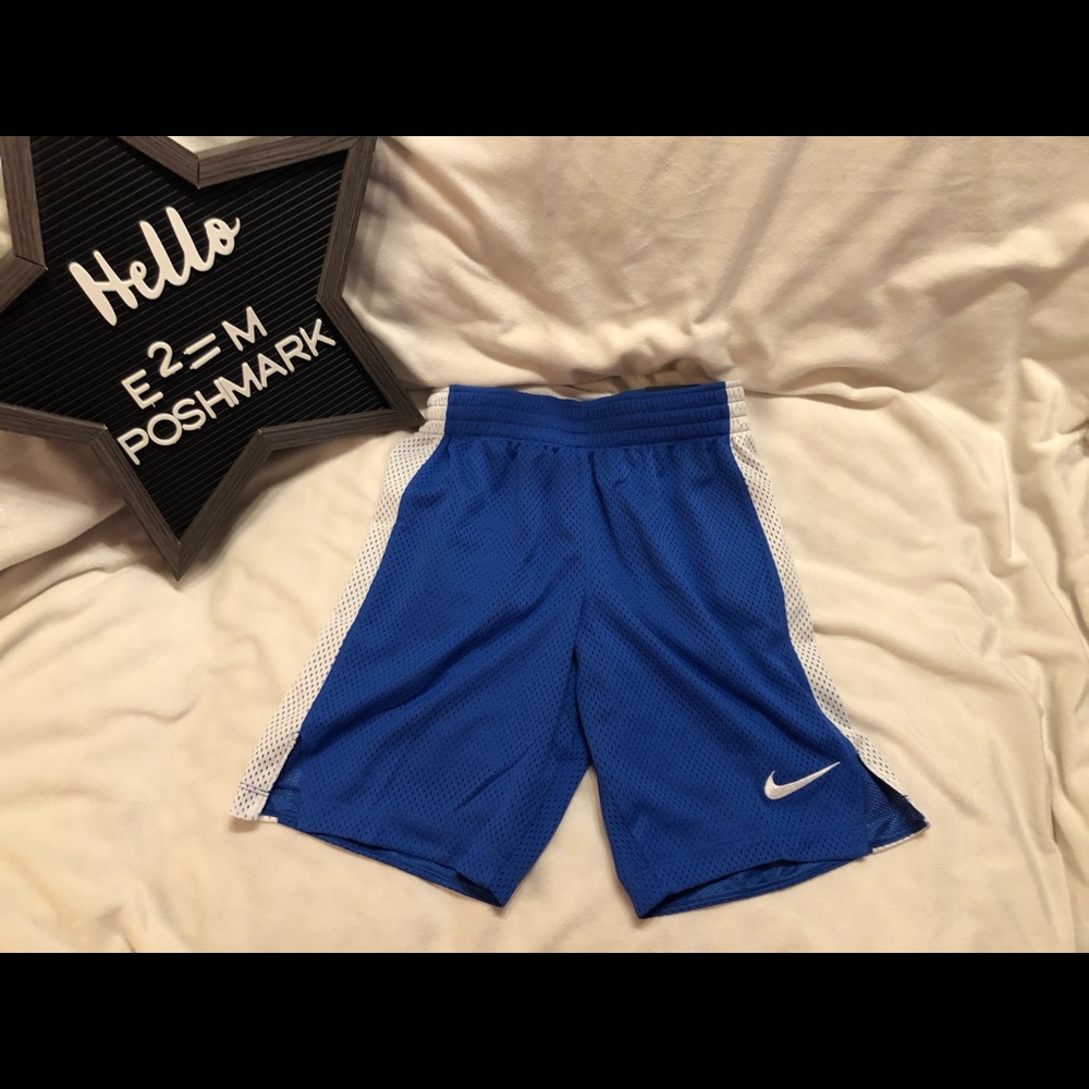Nike Girls Training Shorts CU1322-480 M